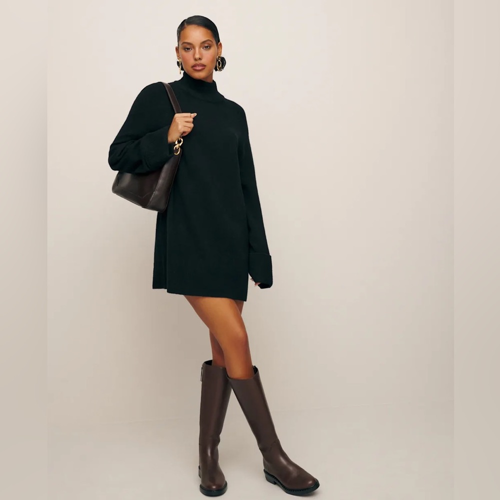 Reformation Tate Regenerative Wool Sweater Dress
100% NATIVA™ Wool